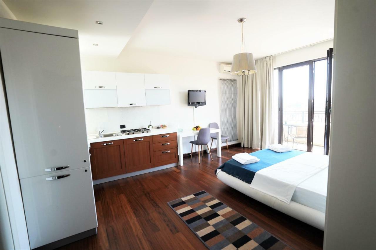 City Center Premium Apartments Bucareste Exterior foto