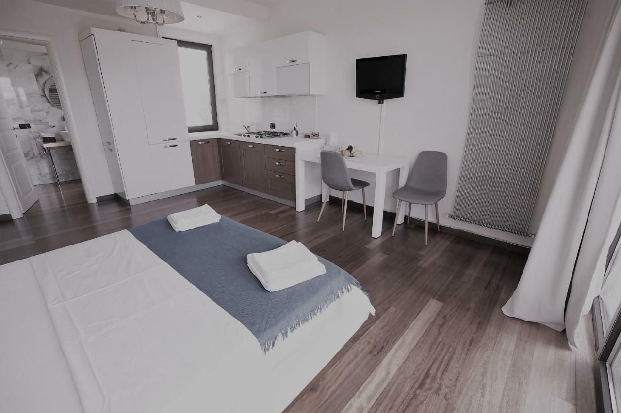 City Center Premium Apartments Bucareste Exterior foto
