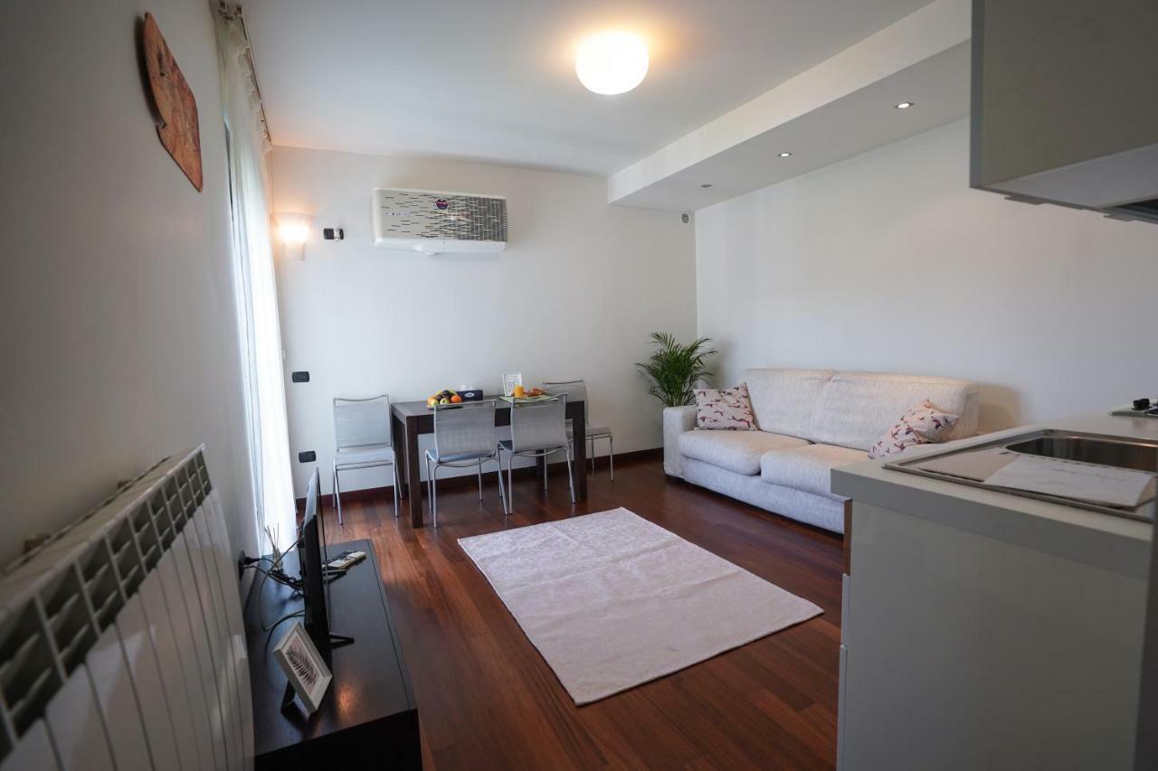 City Center Premium Apartments Bucareste Exterior foto